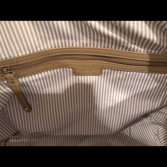 Medium size new purse - Picture 6 of 7